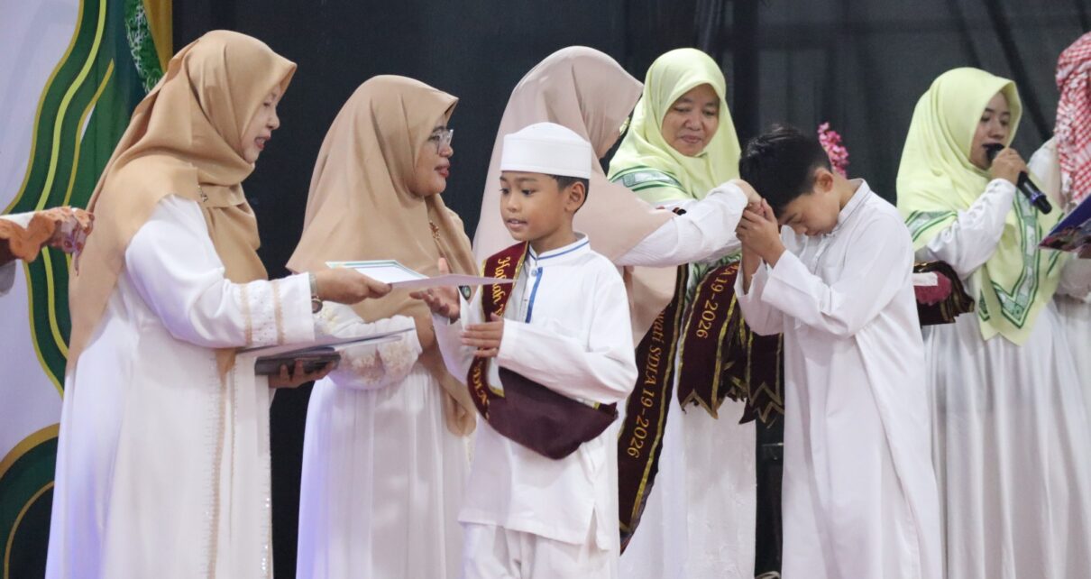 Pentingnya Self Love Tumbuhkan Percaya Diri Anak