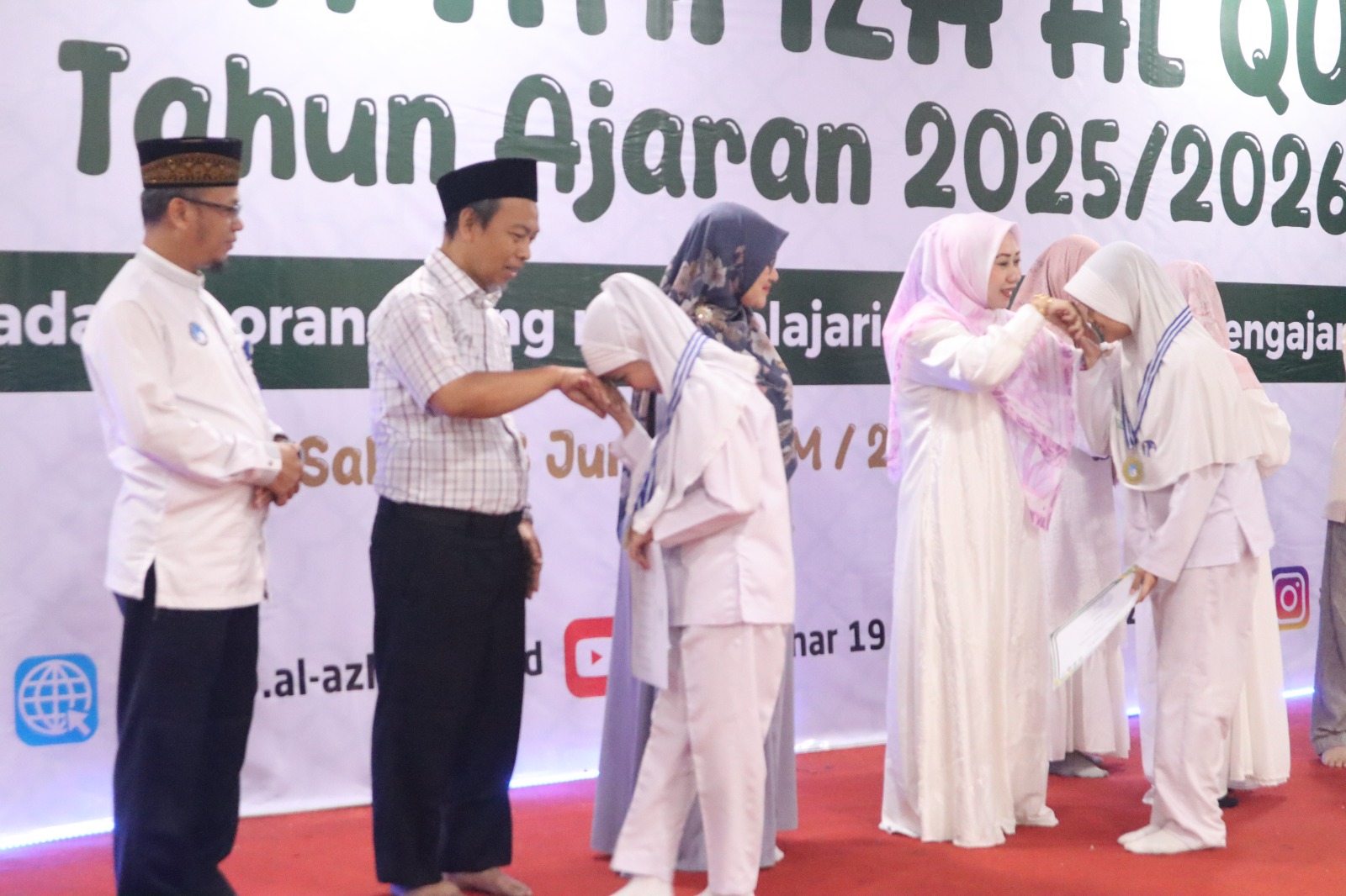 Wisuda Hafizh SDIA 19 Sentra Primer: Cahaya Al Qur’an di Aula MRA