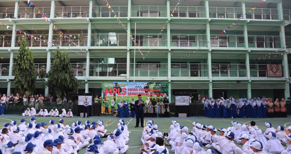 Pembukaan MPLS SD Islam Al Azhar 19 Sentra Primer