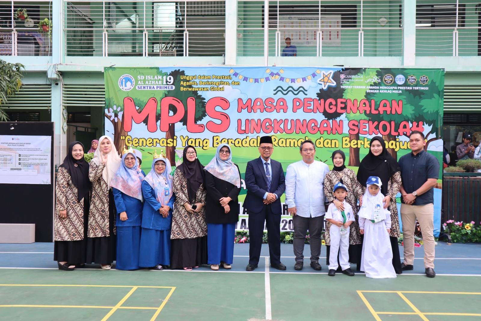 Pembukaan MPLS SD Islam Al Azhar 19 Sentra Primer