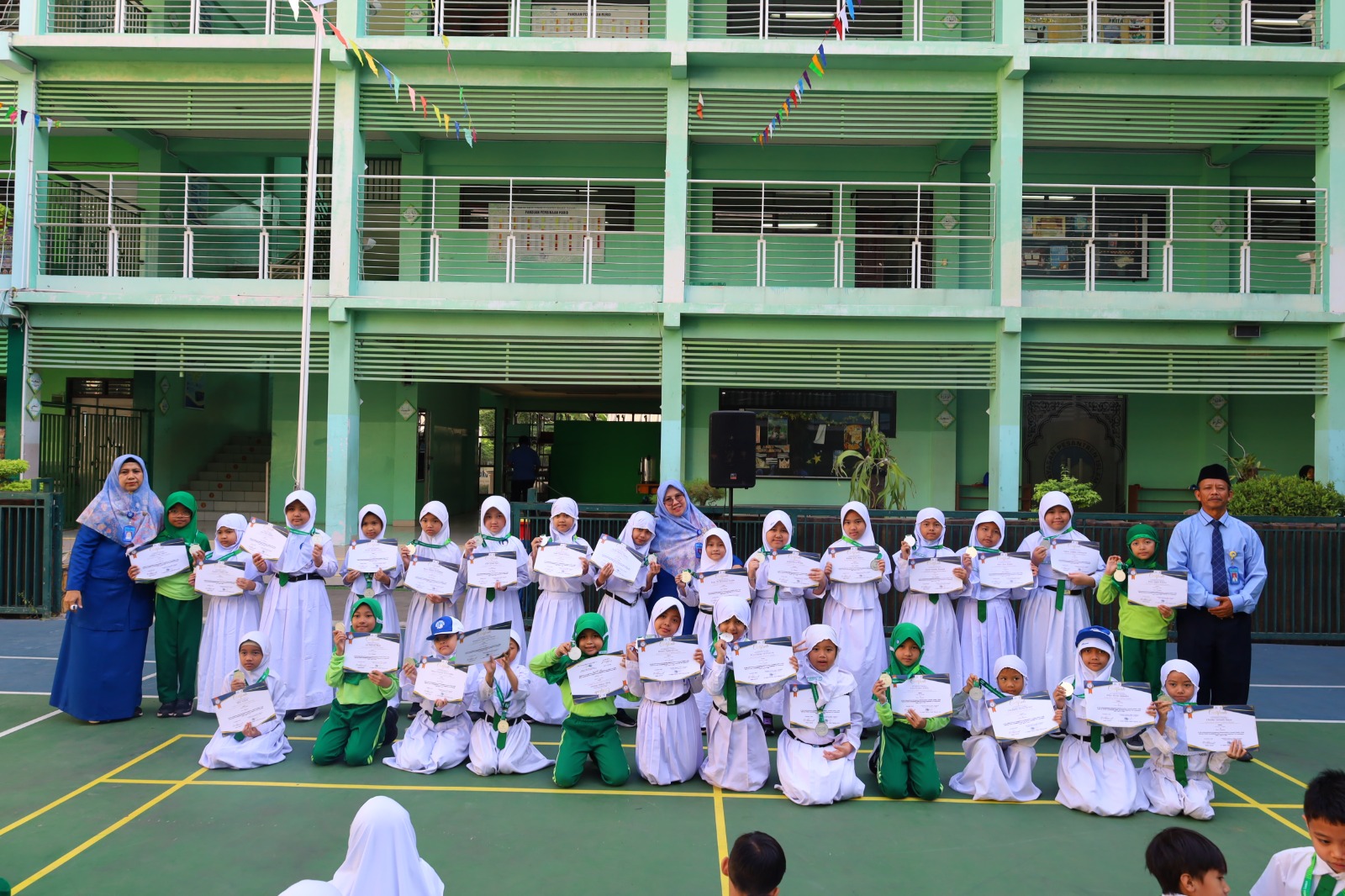 Borong Ratusan Medali! Prestasi Murid SDIA 19 Sentra Primer di IKMC 2025/2026