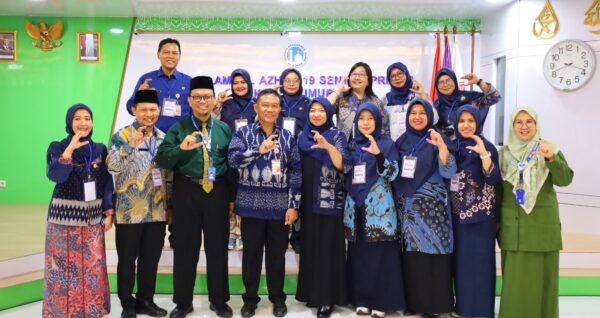 SDIA 19 Sentra Primer menjadi tuan rumah Lomba Menulis Esai Autobiografi Guru K3S Cakung dalam rangka Bulan Bahasa 2026.